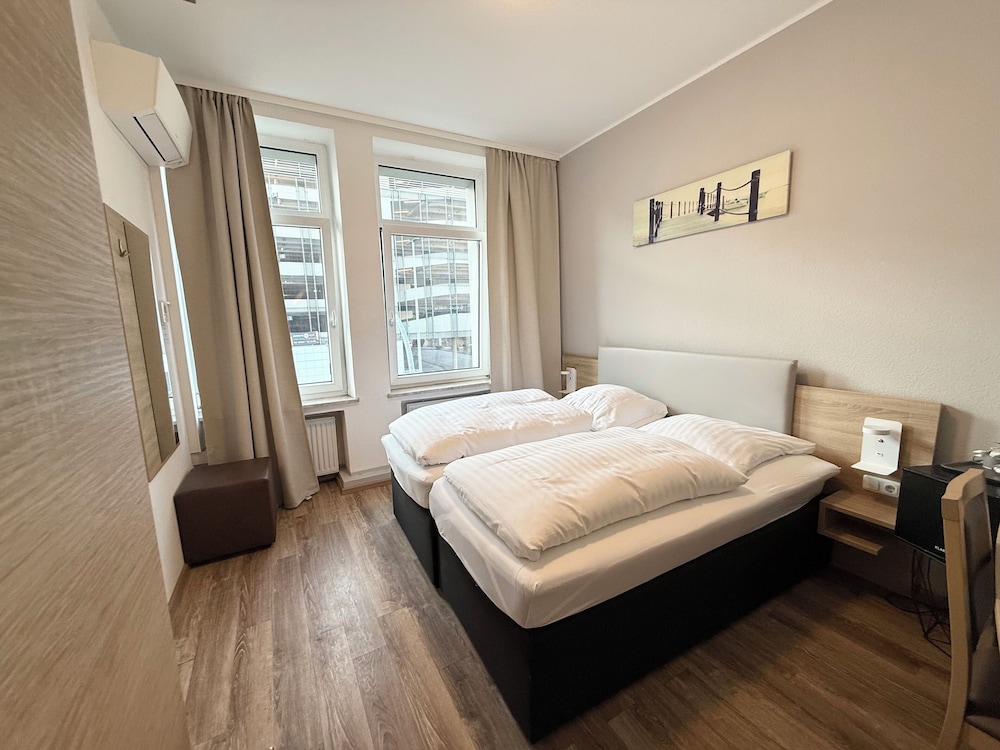 Central Hotel Duisburg 8/34