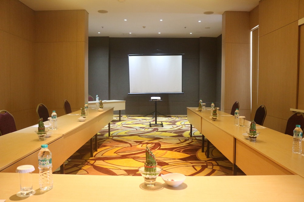 Citadines Connect Airport Jakarta 30/35