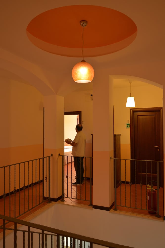 Larus Hotel 34/44