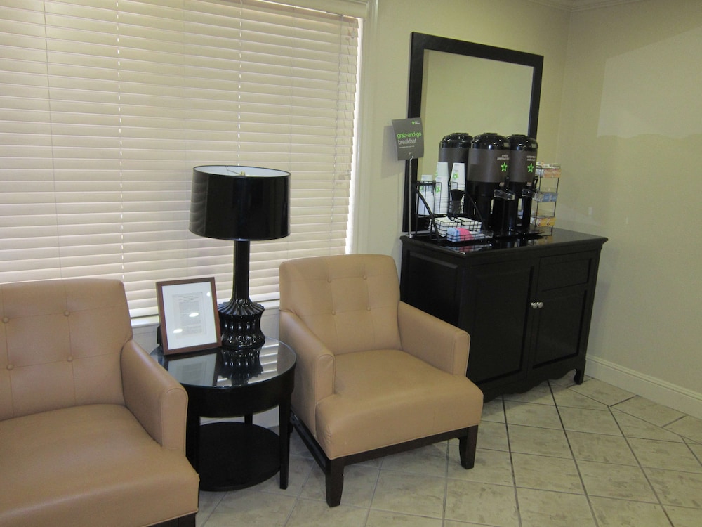 Extended Stay America Fremont - Fremont Boulevard South 51/60