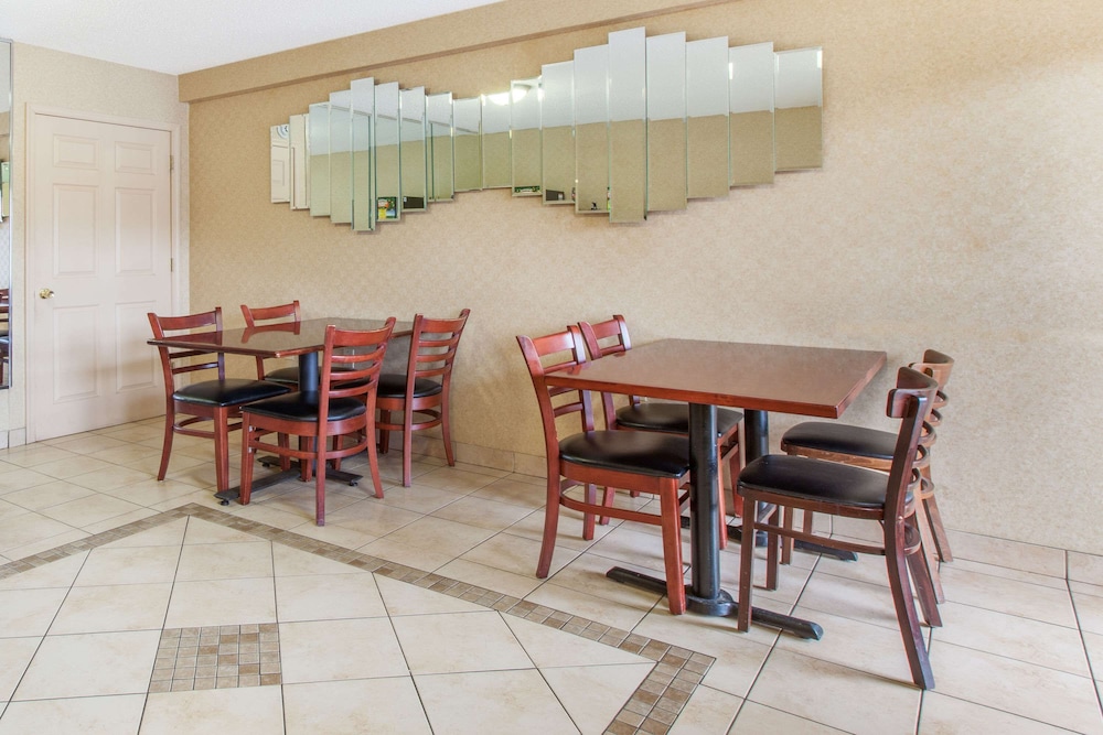 restaurant-cafeteria