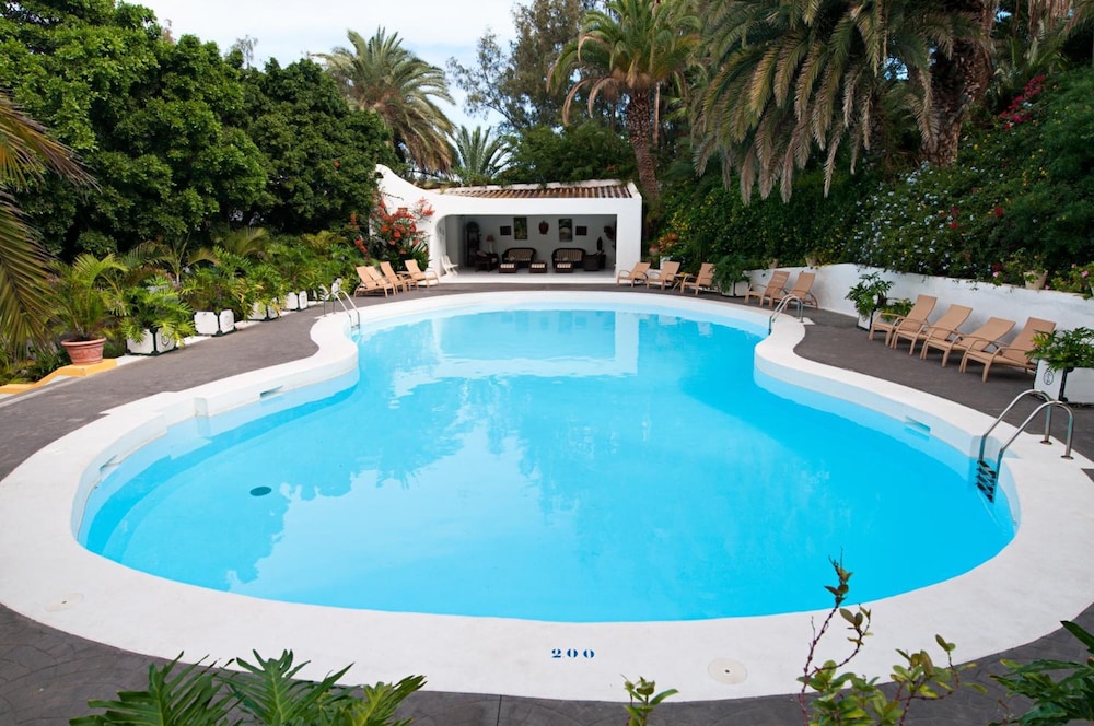 Cortijo San Ignacio Golf 33/34