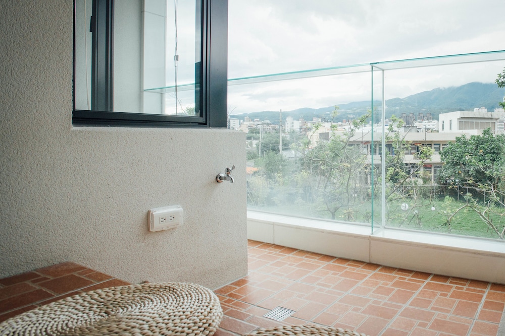 Onsense Villa 33/61