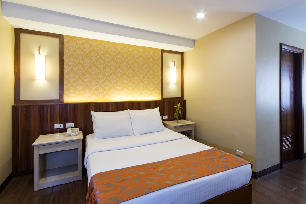 Hotel Veniz Burnham 12/31