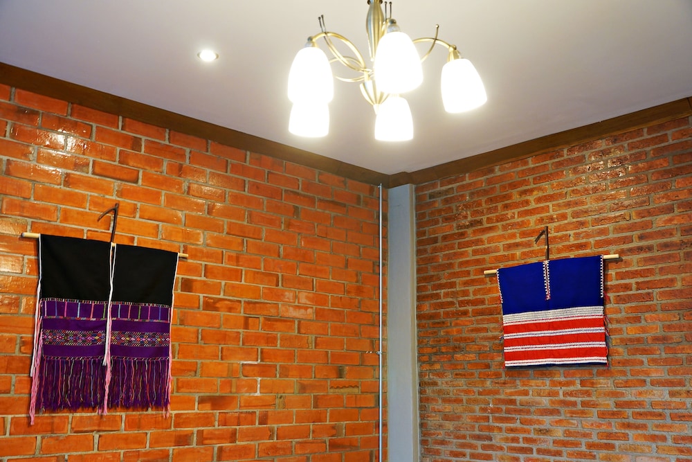 Saengpanya Home Boutique Hotel 41/65