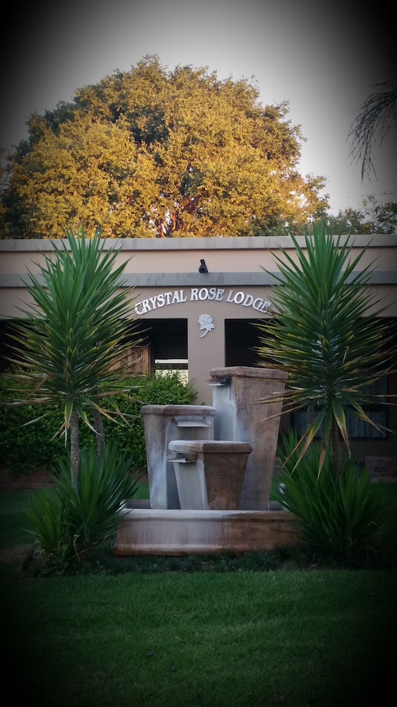 Crystal Rose Lodge and Spa 41/50