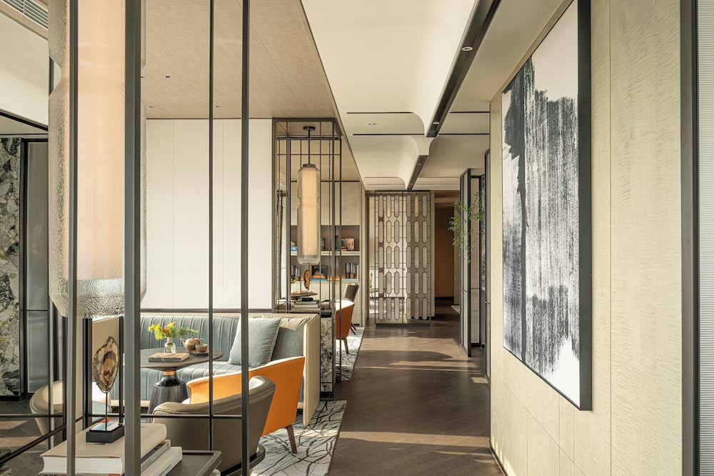 Four Seasons Hotel Hangzhou at Hangzhou Centre 31/55