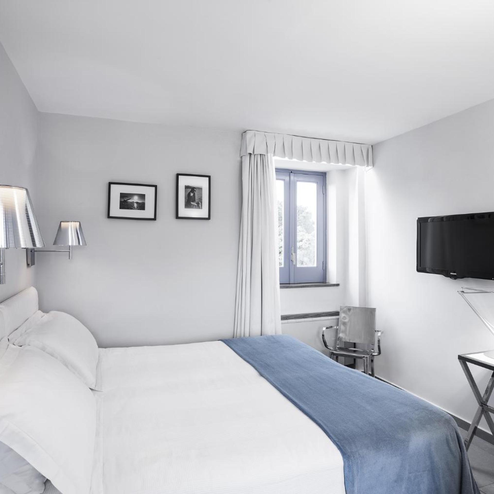 Room, Double Bed, Garden View