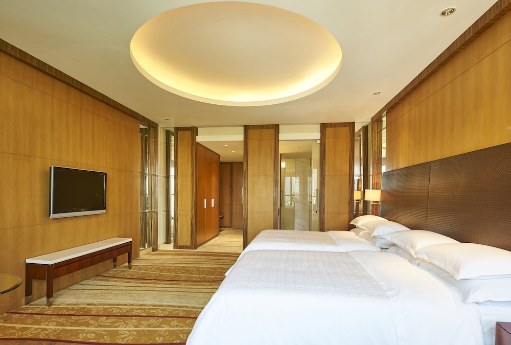 غرفة تنفيذية بسريرين منفصلين بشرفة، Sheraton Zhoushan Hotel 3/10