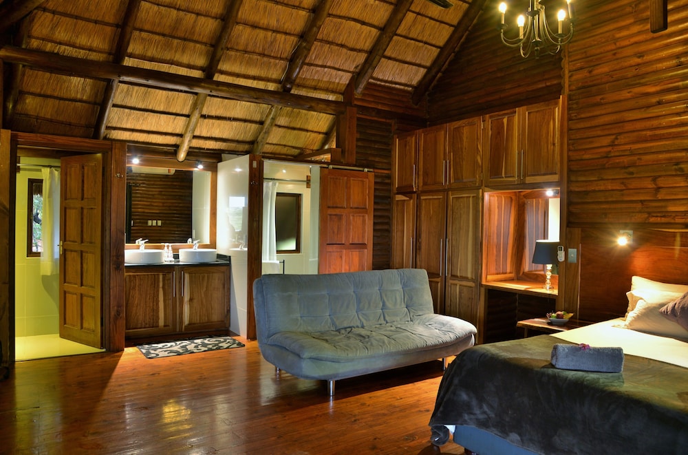 Elephant Walk Retreat 14/50