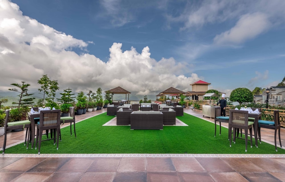 Glenview Resort Kasauli, a member of Radisson Individuals 48/50