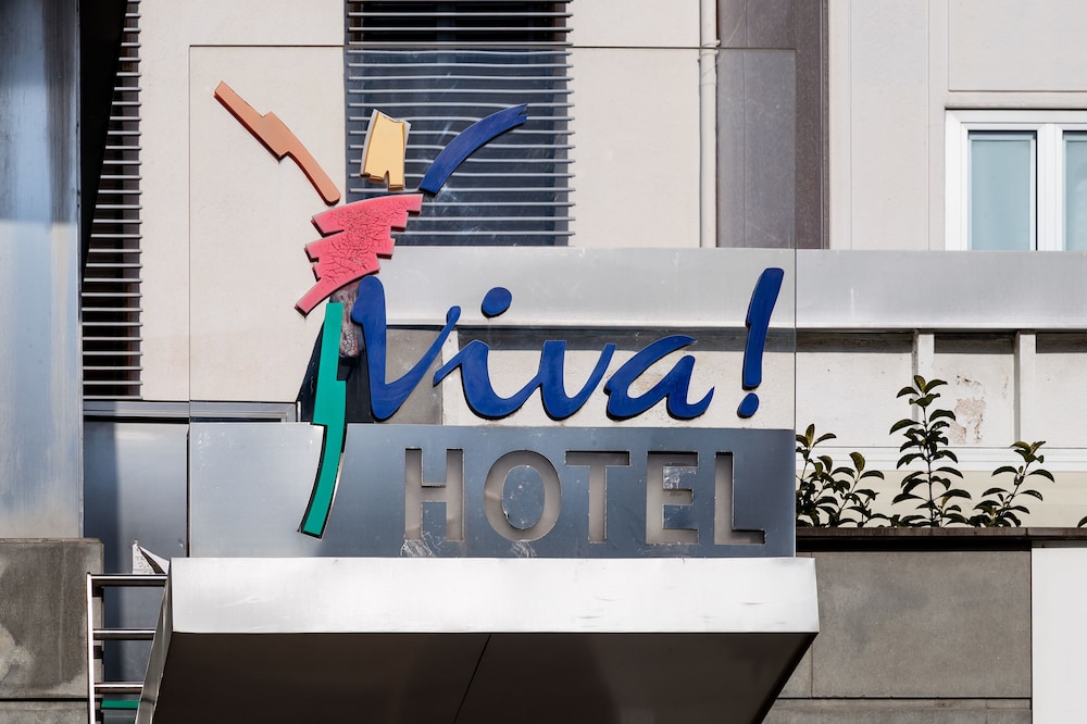 Hotel Viva 4/82
