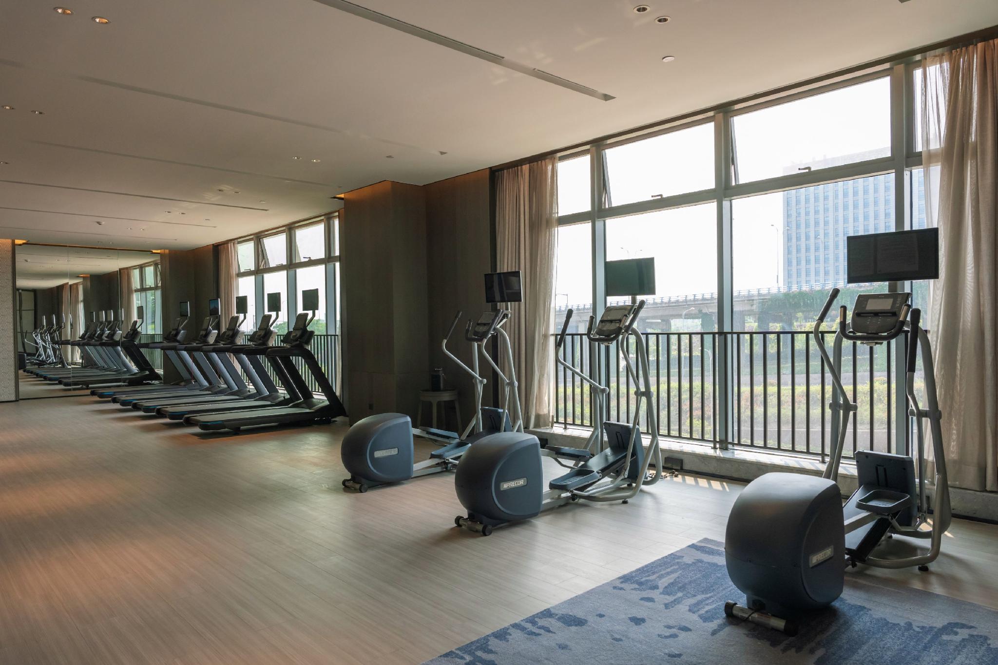 Novotel Chongqing Airport 34/46
