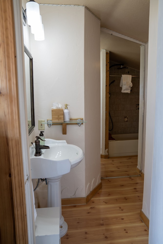 Homer Inn and Spa 45/50