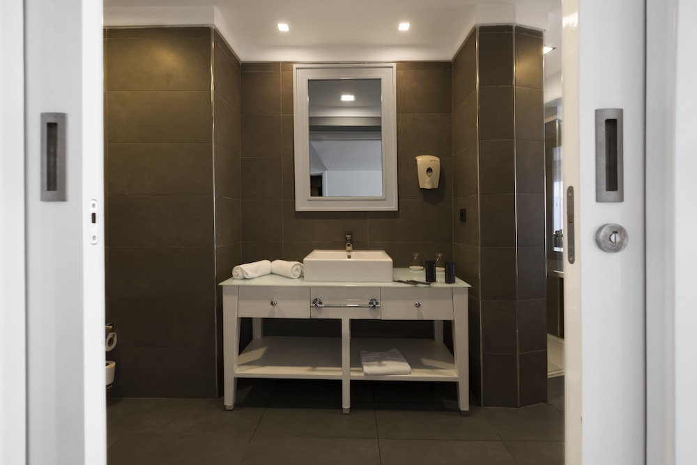 Efe Boutique Hotel 32/34