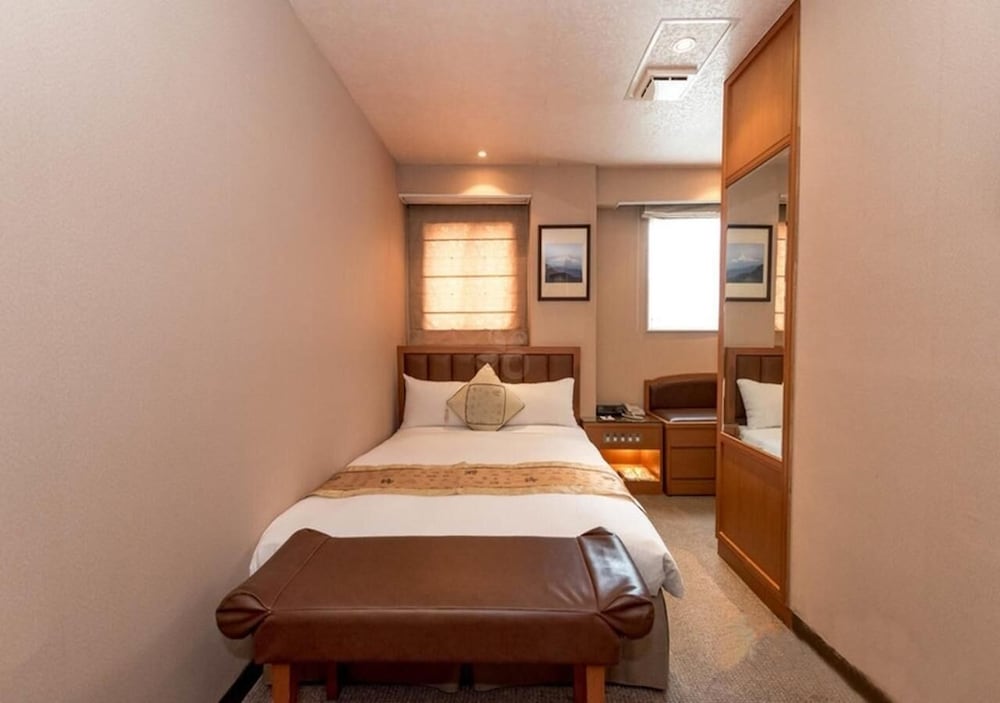 First Hotel 22/53