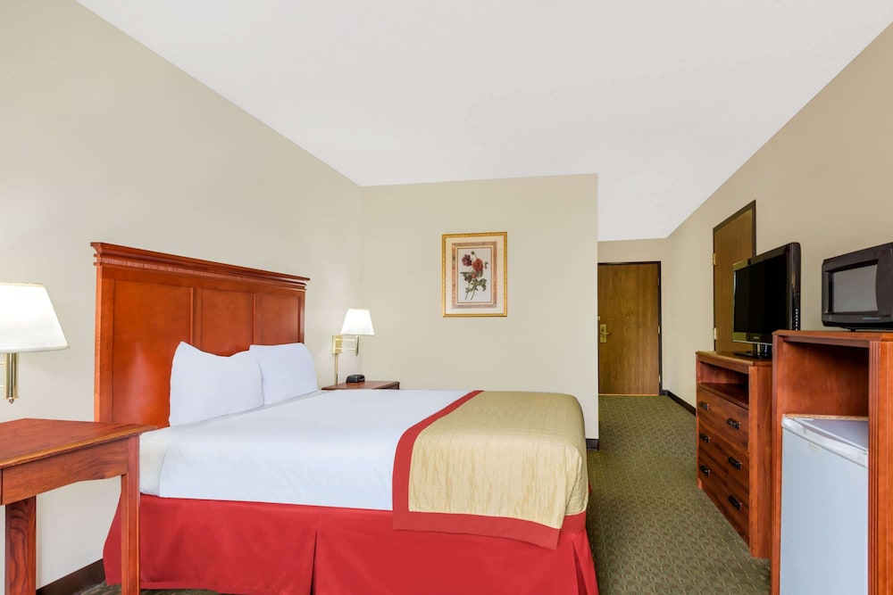 Baymont By Wyndham Enid 12/25