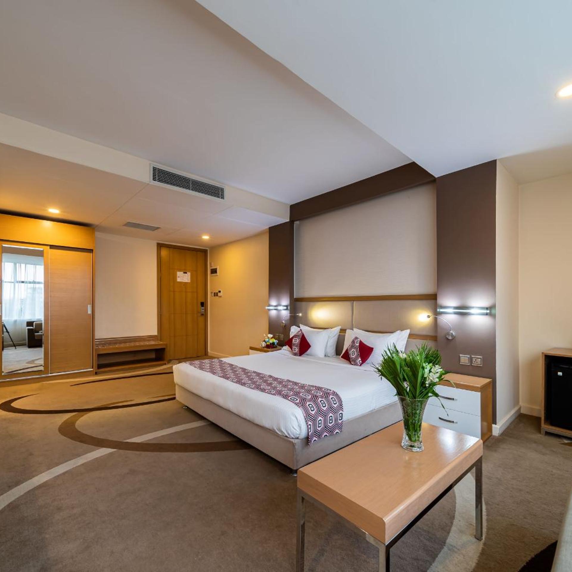 Business, Azure, Suite، PrideInn Azure Hotel Nairobi Westlands 4/10