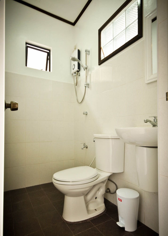 Cleon Villas Pension 24/24