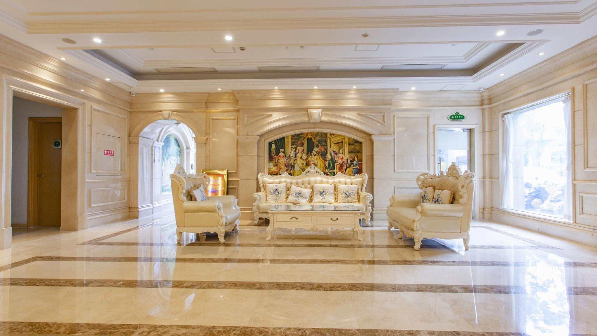 Vienna International Hotel (Hangzhou Xintiandi Yintai) 20/35