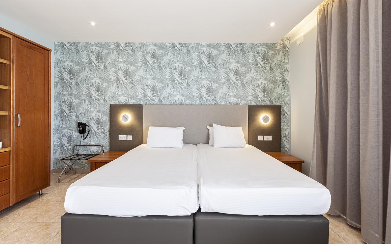 Deluxe, Studio, Apartment, Twin Beds, Sea View, Balcony or Terrace