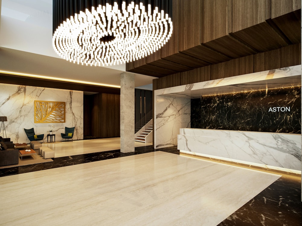 Lobby at Aston Sidoarjo City Hotel and Conference Center, SIDOARJO
