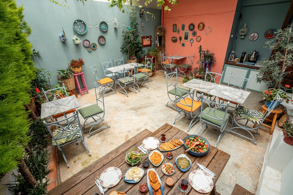 Bouti Ayvalik Otel 39/50
