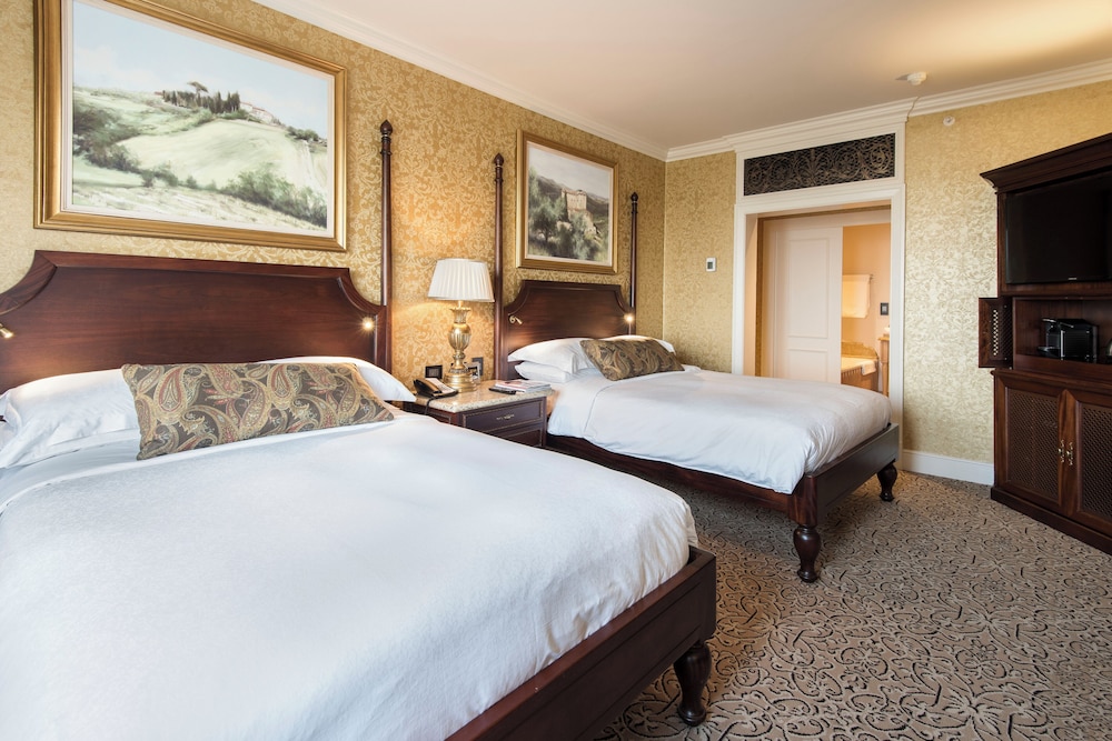 Palazzo Hotel At Montecasino 24/69