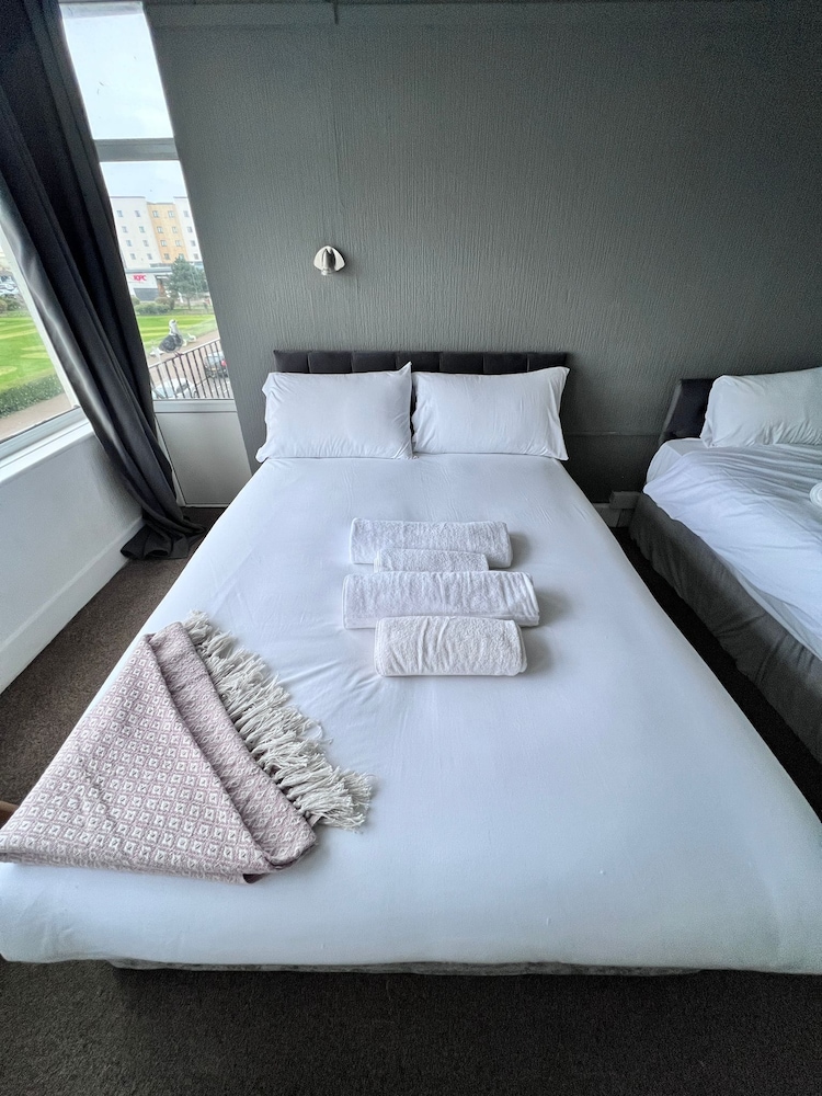 OYO Harbour Hotel 21/61
