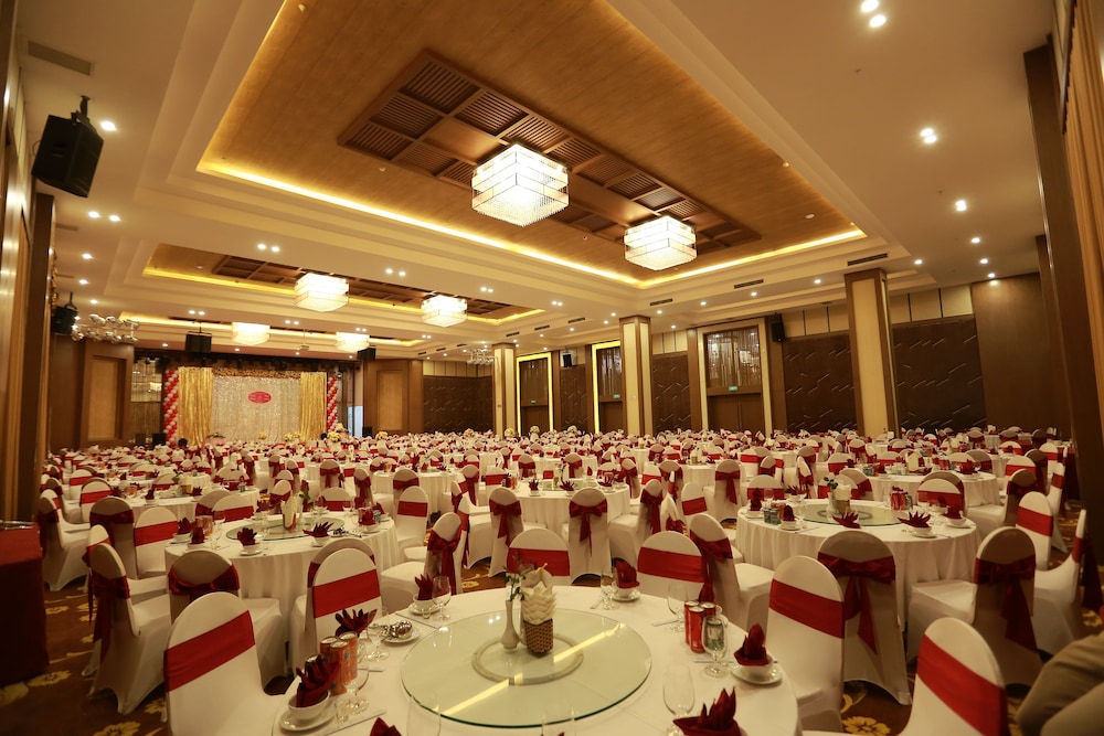 Muong Thanh Grand Con Cuong Hotel 30/39