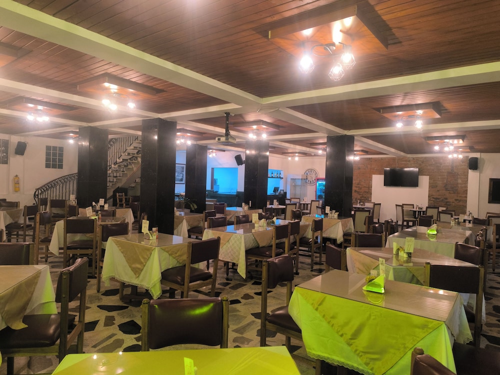 Gran Hotel Pereira 58/67