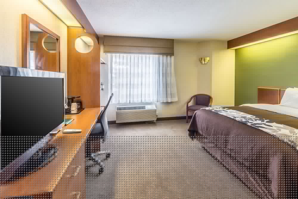 Sleep Inn & Suites Bay View Acme - Traverse City 20/68