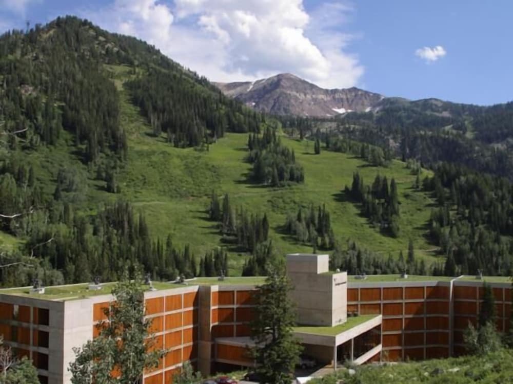 Lodge At Snowbird 4/31