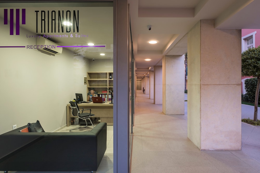 Trianon Luxury Apartments and Suites 43/74