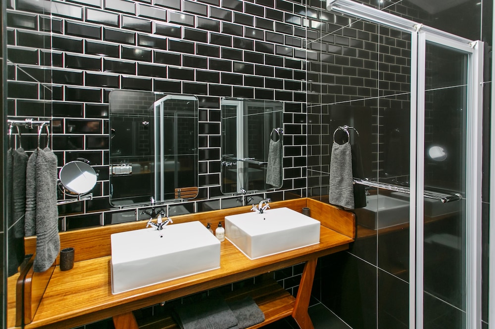 Miles B B Guesthouse 40/41
