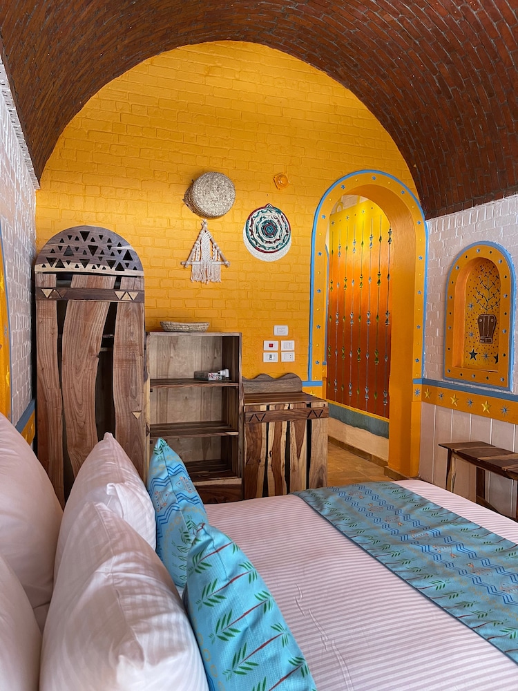 Kato Dool Nubian House 35/60