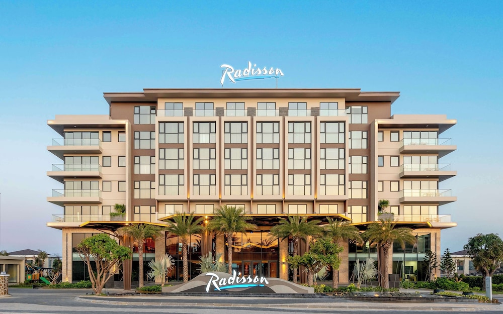 Radisson Resort Mui Ne 2/50
