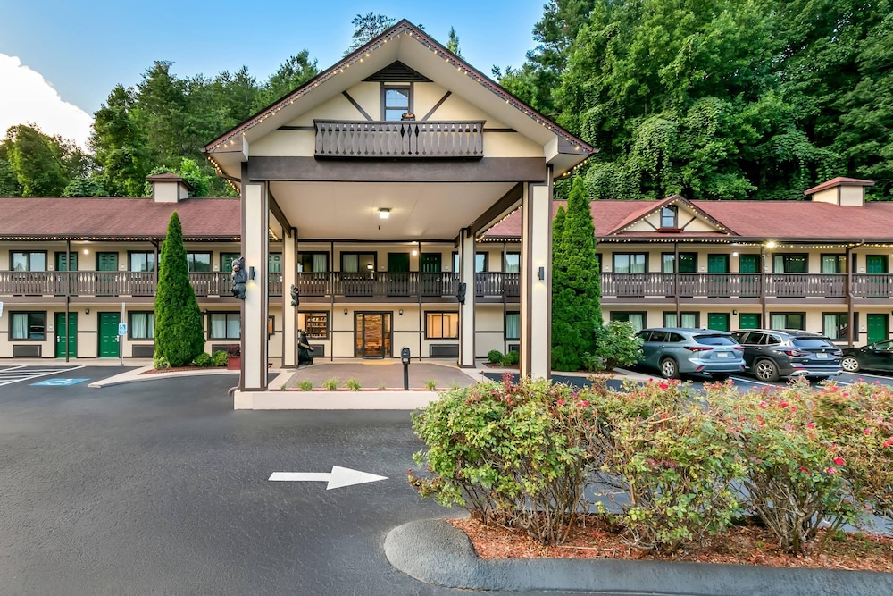 Quality Inn Helen, GA 2/64