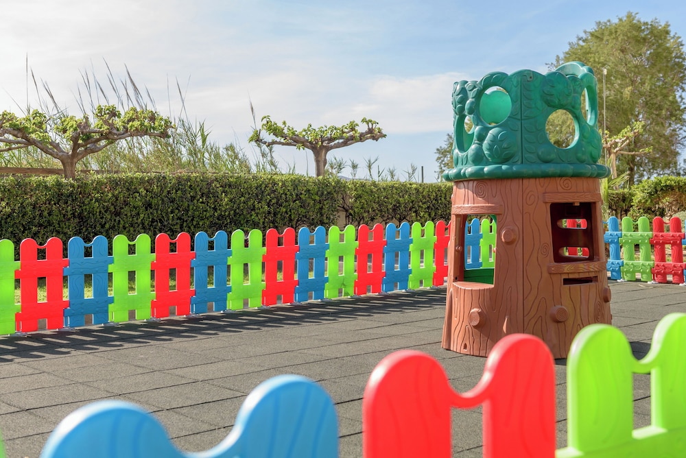 Zeus Hotels Neptuno Beach 62/69