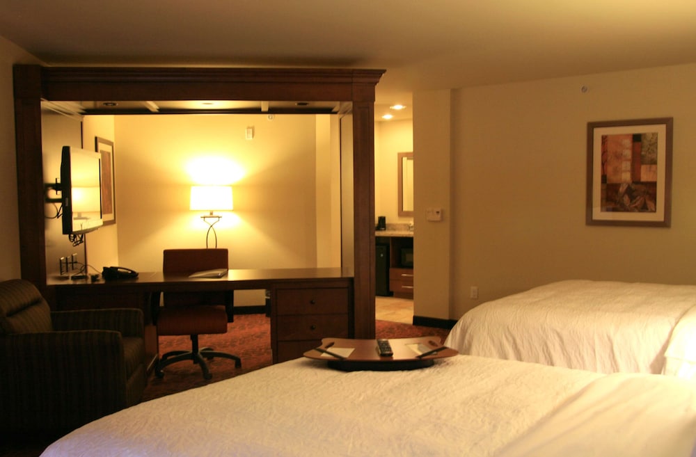 Hampton Inn and Suites Seattle-Airport/28th Ave 13/31
