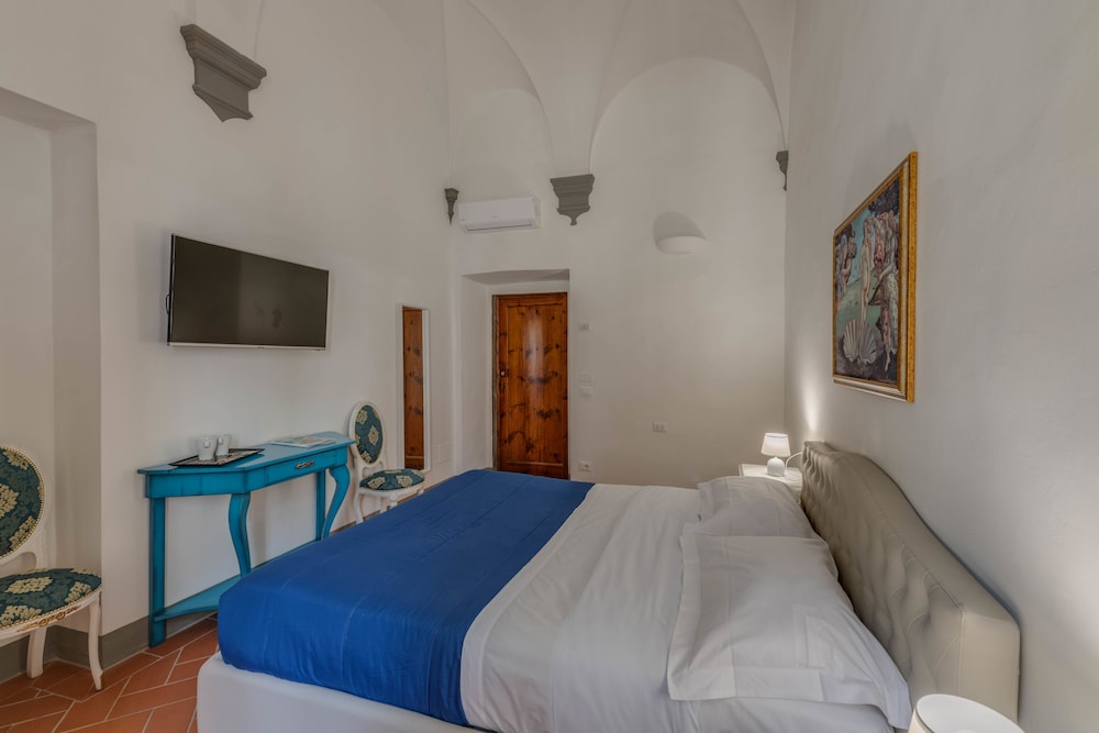 Residenza D'epoca Galleria L'accademia 7/32