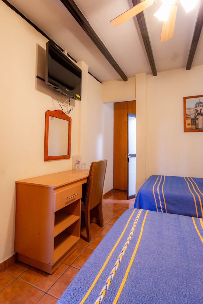 Hotel El Carmen 45/59
