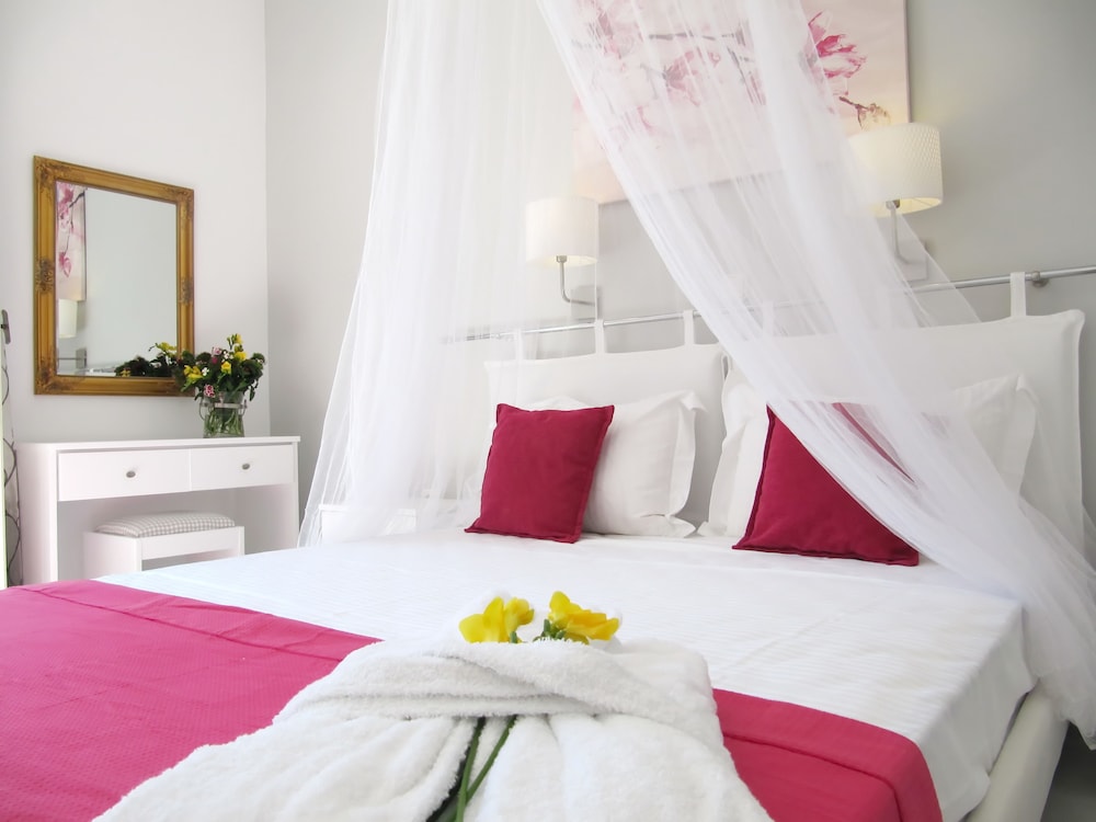 Camara Hotel 19/50