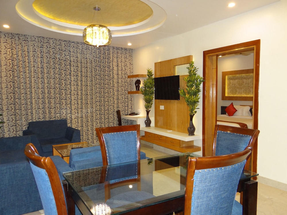Hotel Tridev 44/47
