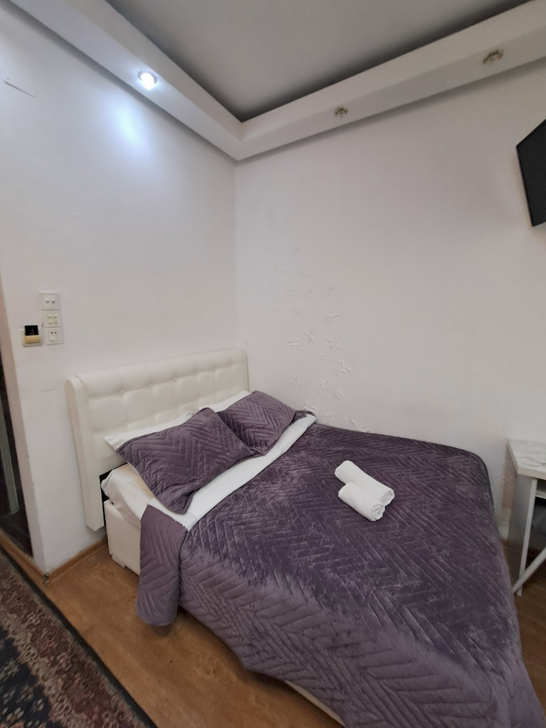 Standard, Single, Double Bed