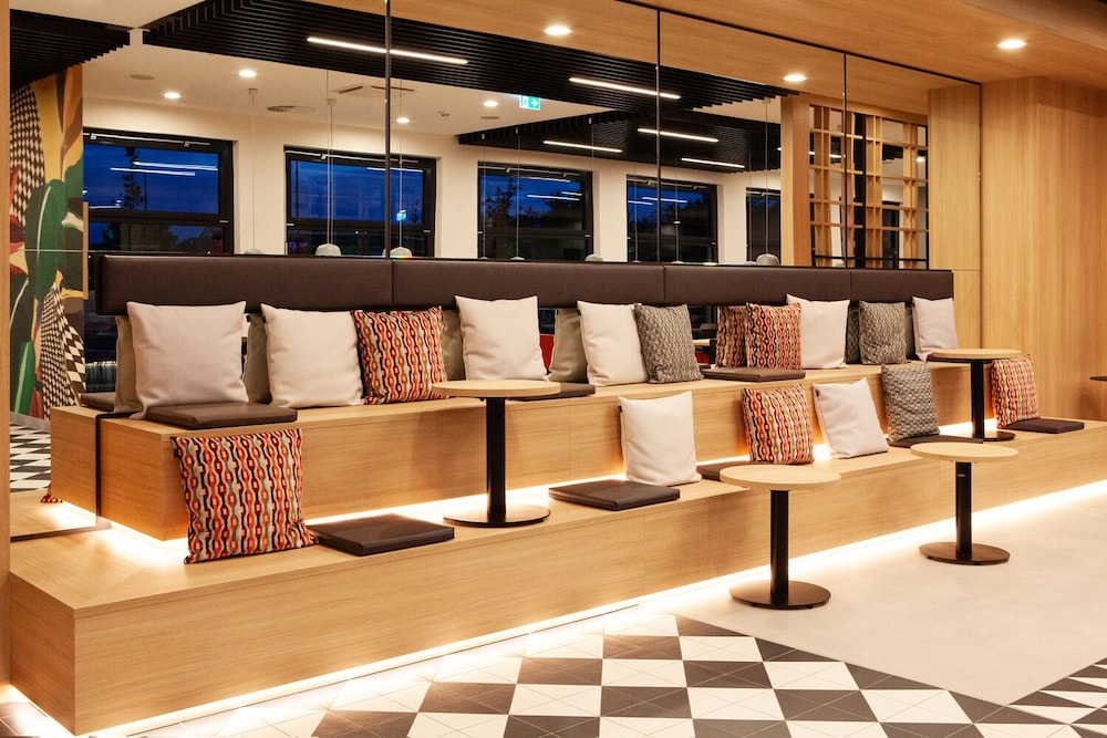 ibis budget Hotel Berlin Airport 6/45