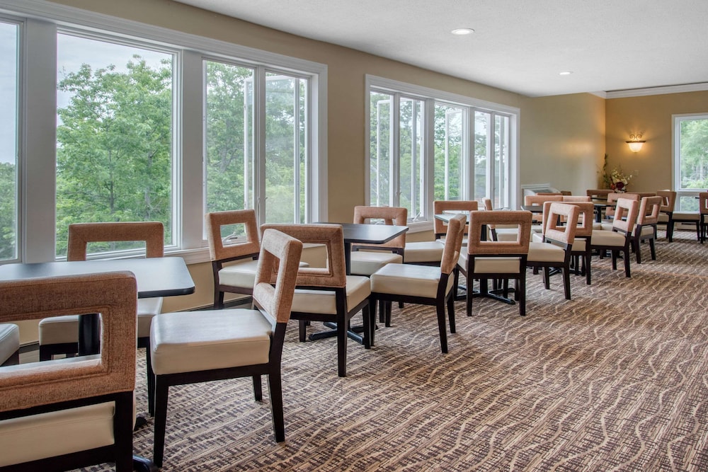 Ogunquit River Inn Ascend Hotel Collection 52/63