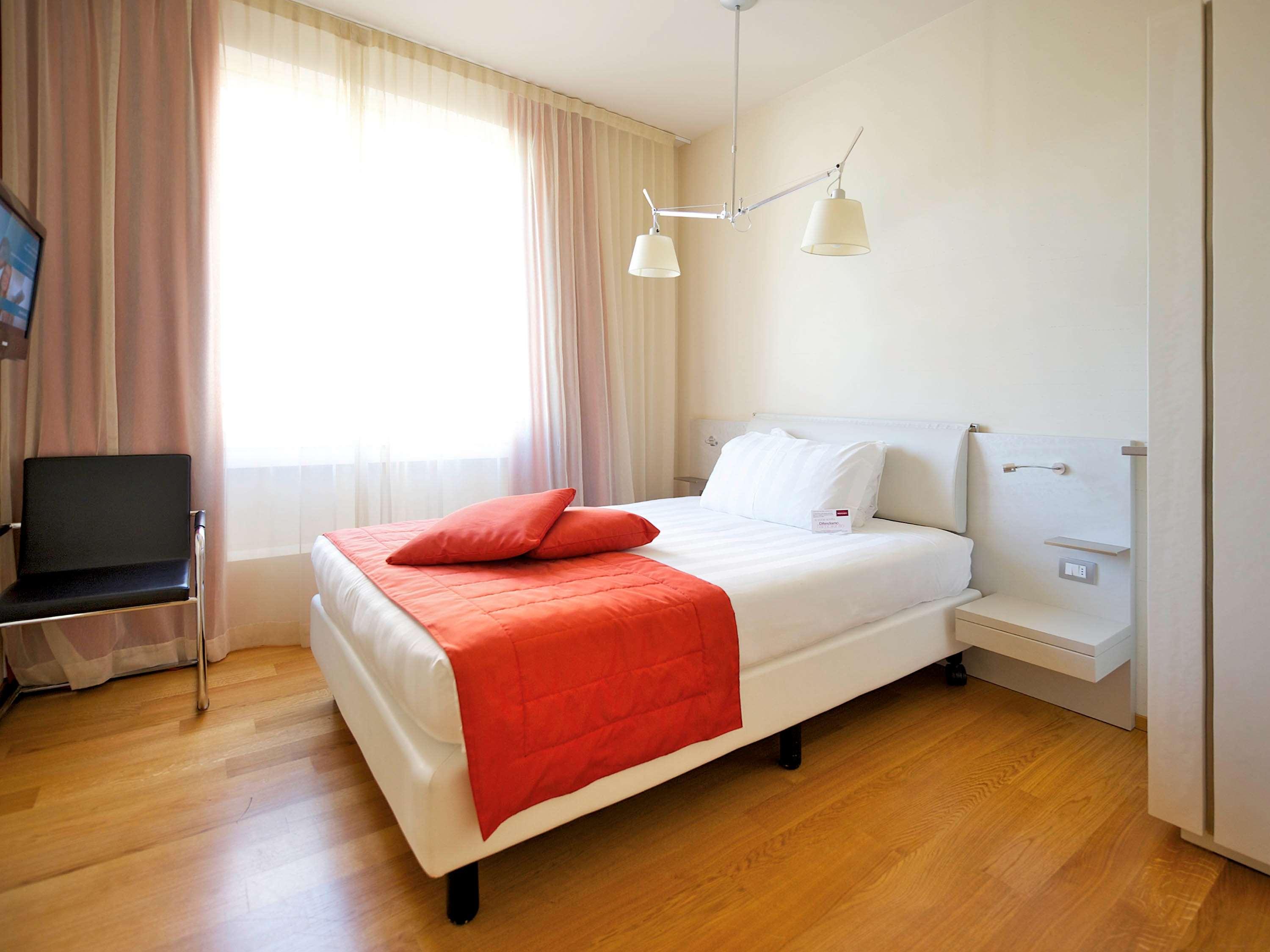 CLASSIC, FRENCH BED