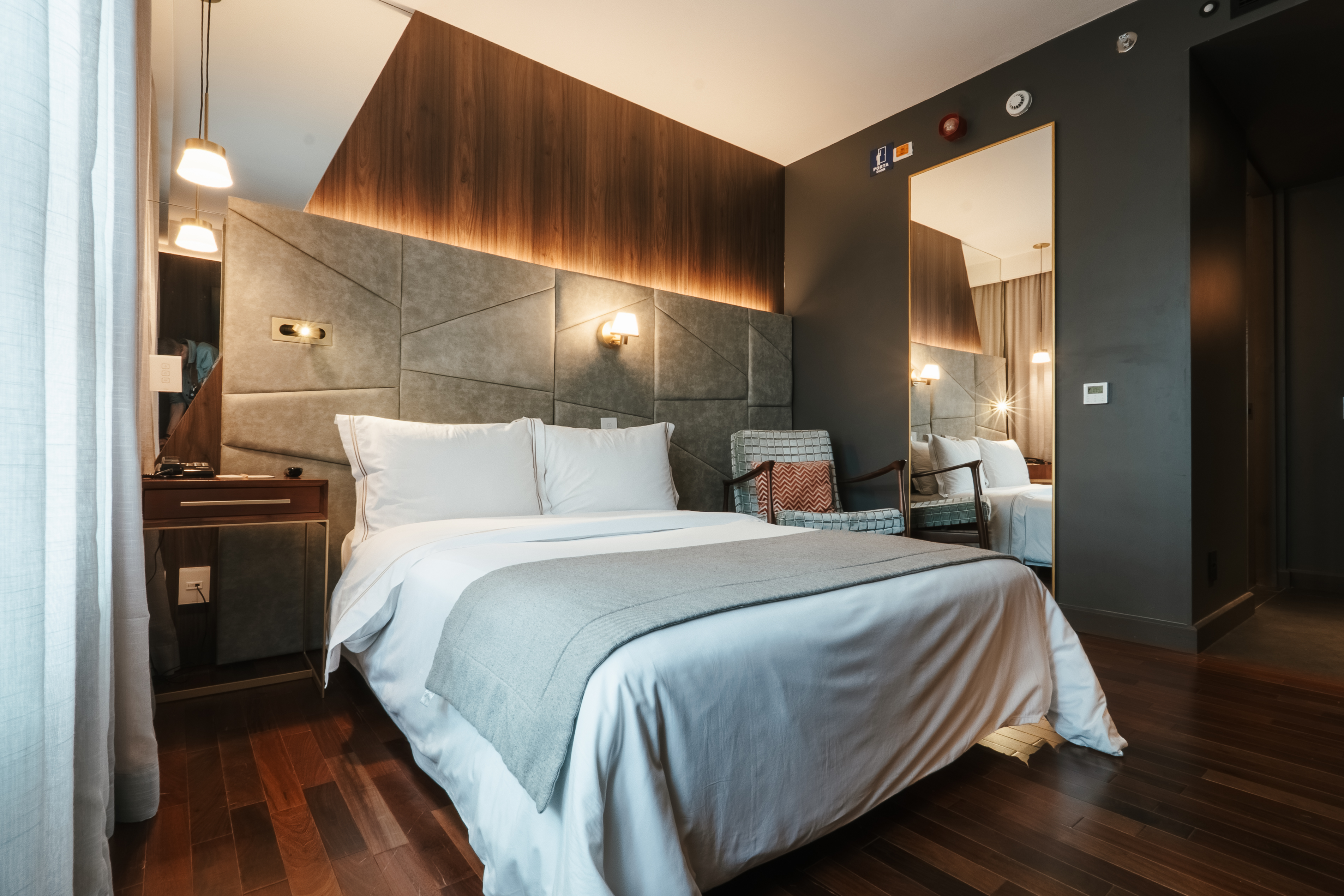 Qoya, Superior, Queen Bed, Accessible