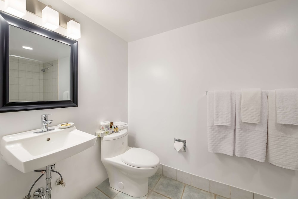 Surestay By Best Western Rossland Red Mountain 38/48